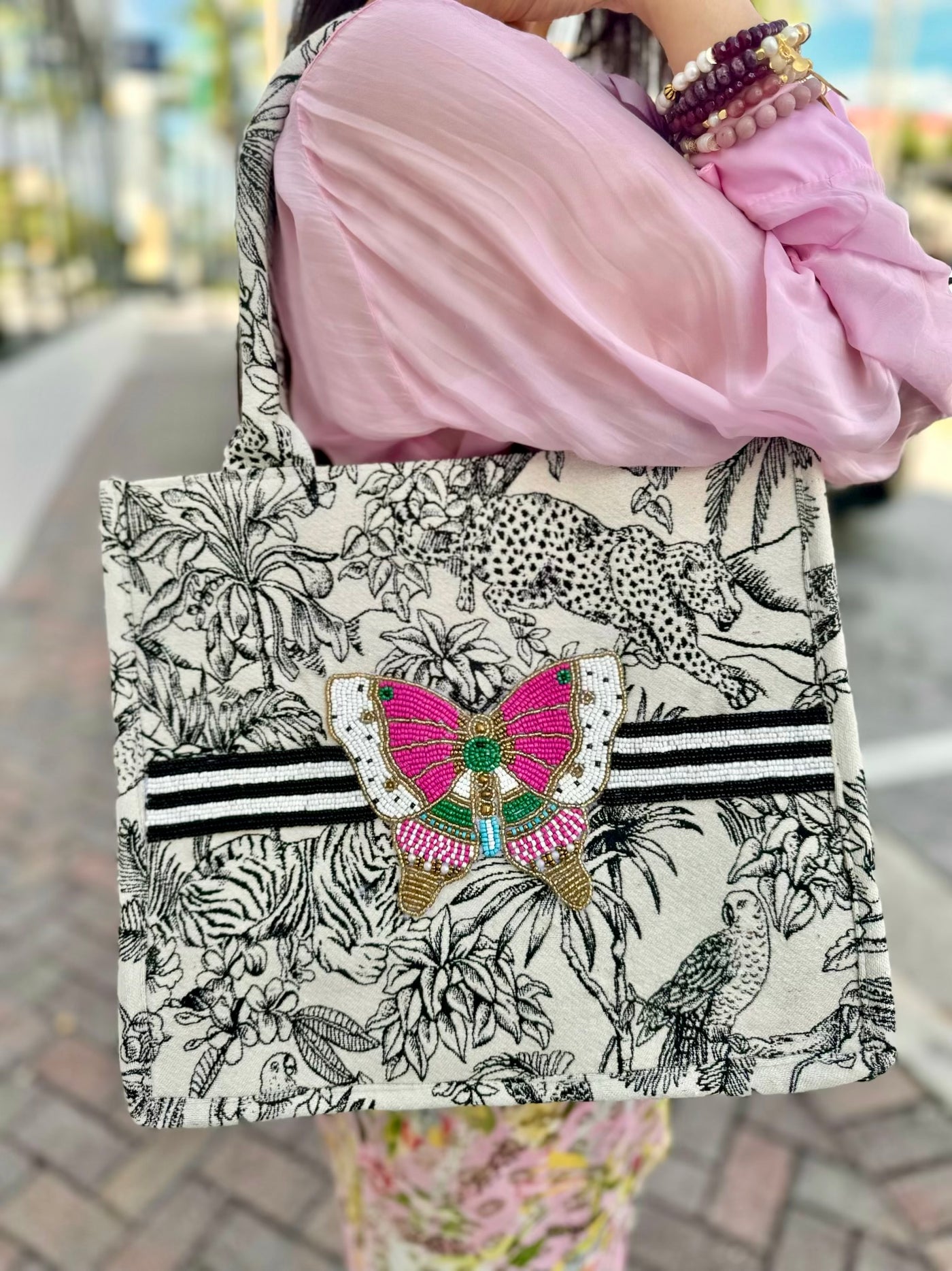 Wild Flutter Tote Bag