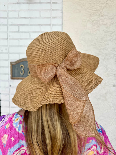 Willow Wavy Bow Straw Hat