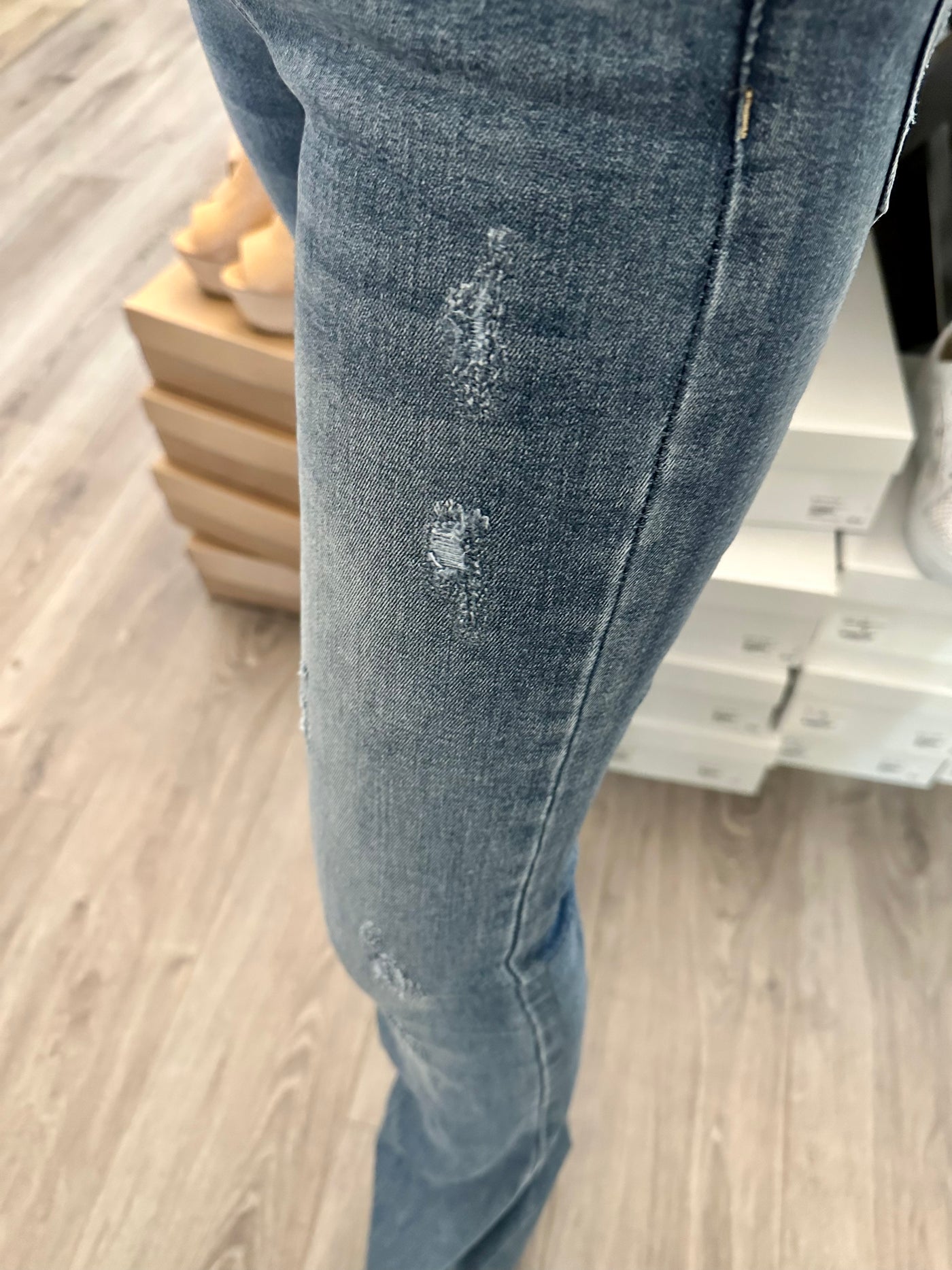 Cassie Flare Stretch Jeans - PREORDER