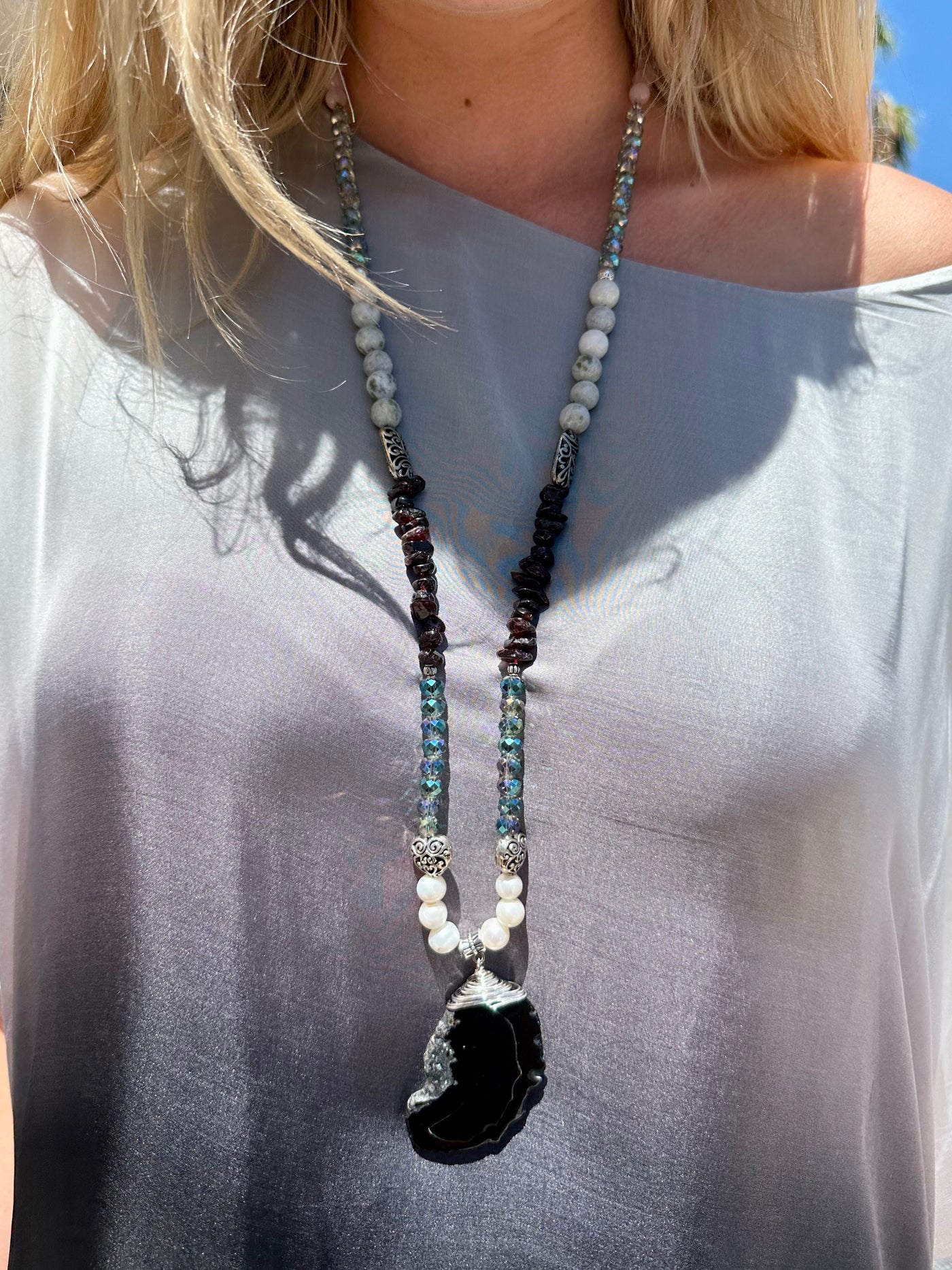Sumptuous Black Agate Pendant With Fresh Water Pearls- The Nightingale Necklace