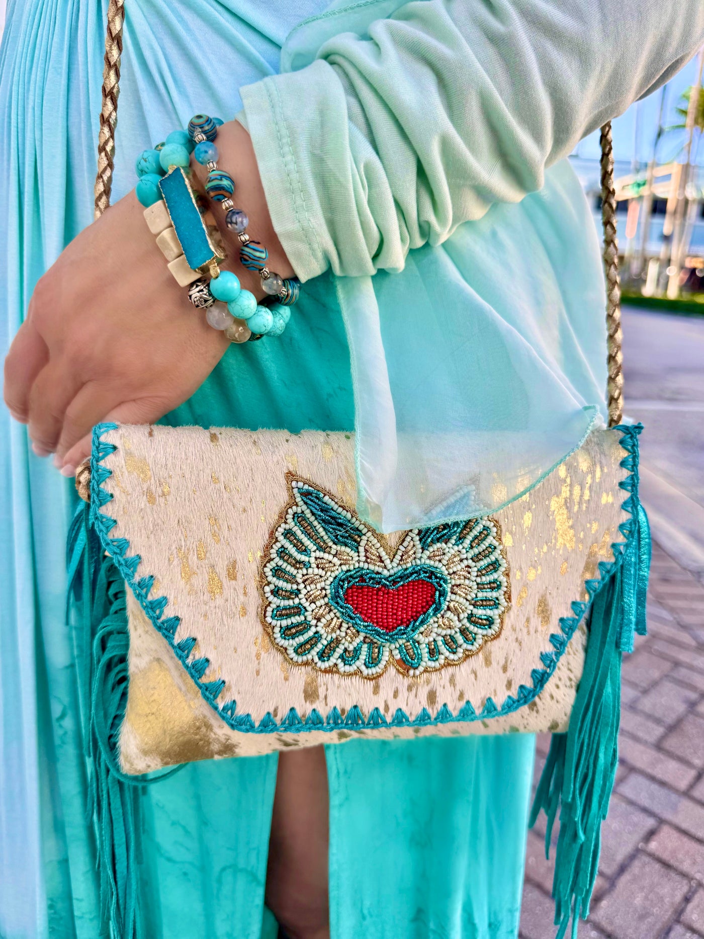 Fluttering Heart Envelope Crossbody Bag