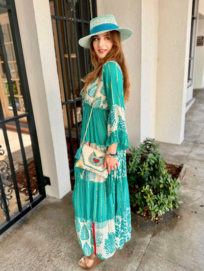 Fluttering Heart Envelope Crossbody Bag