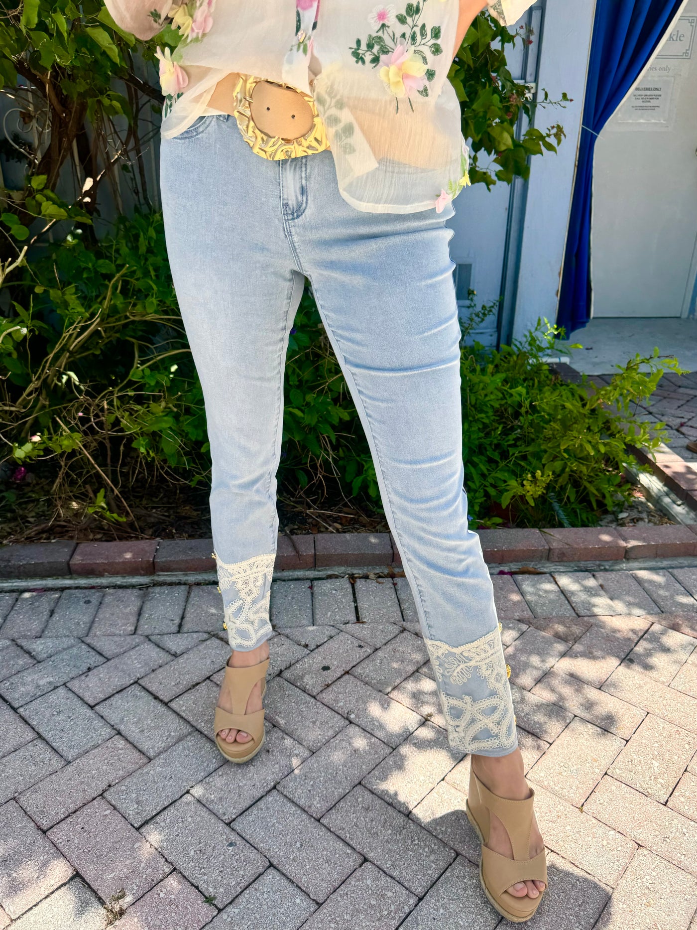 Lyla Lace Cropped Jeans