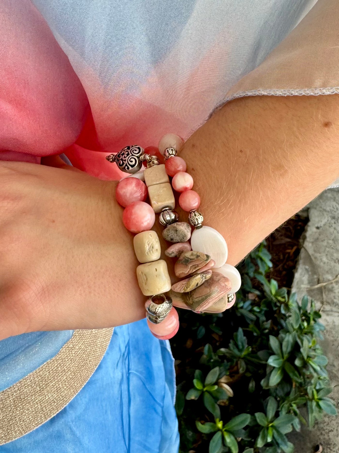 Seleen Stretch Heart Bracelet